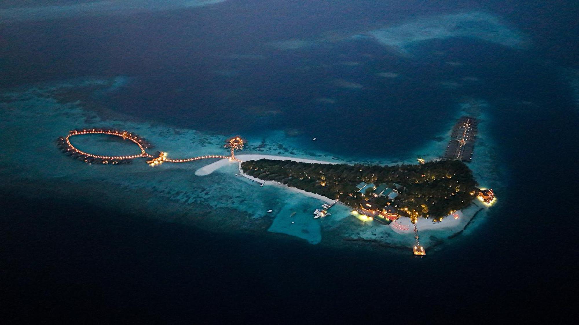 Coco Bodu Hithi Hotel North Male Atoll Exterior photo