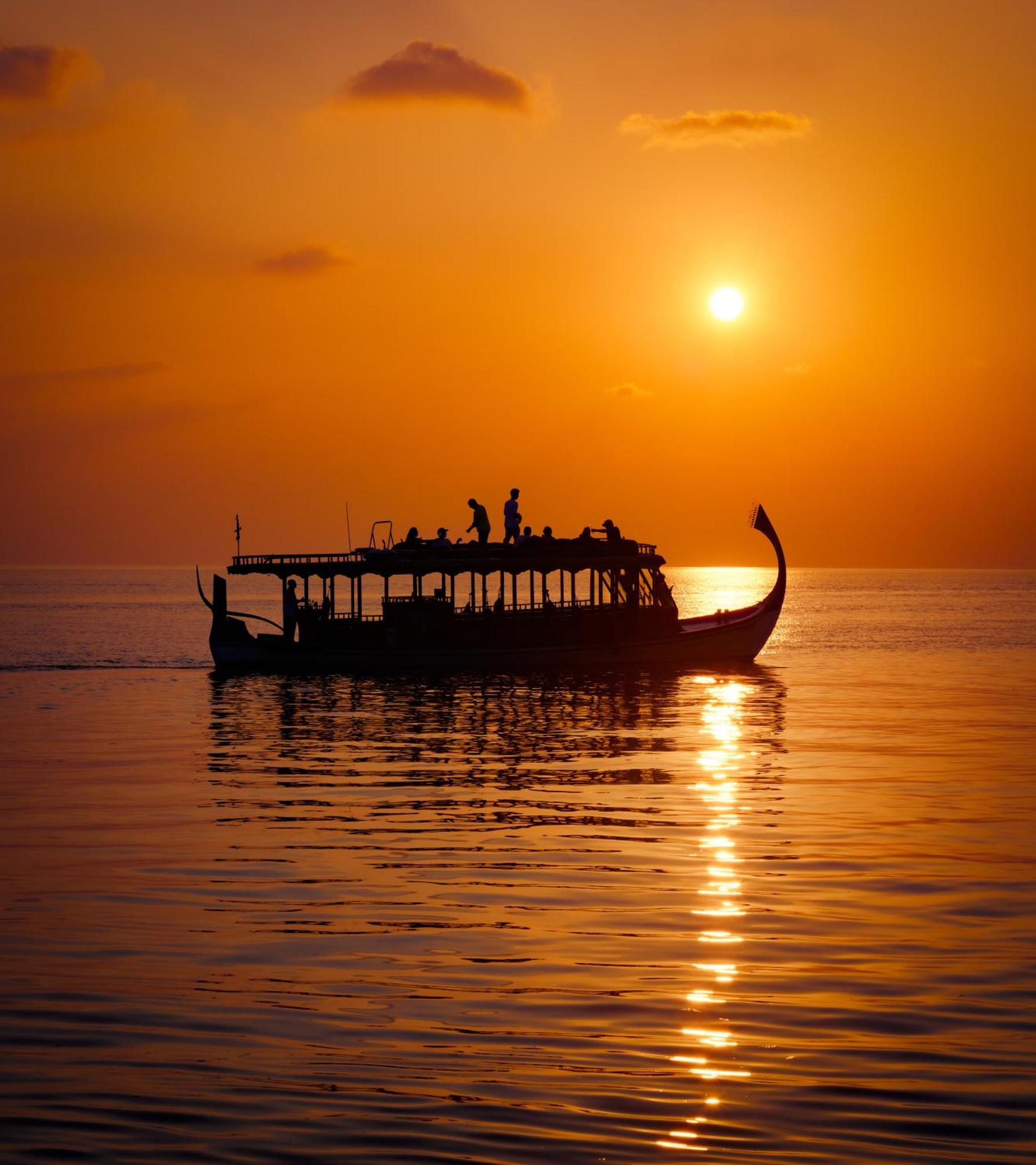 Coco Bodu Hithi Hotel North Male Atoll Exterior photo