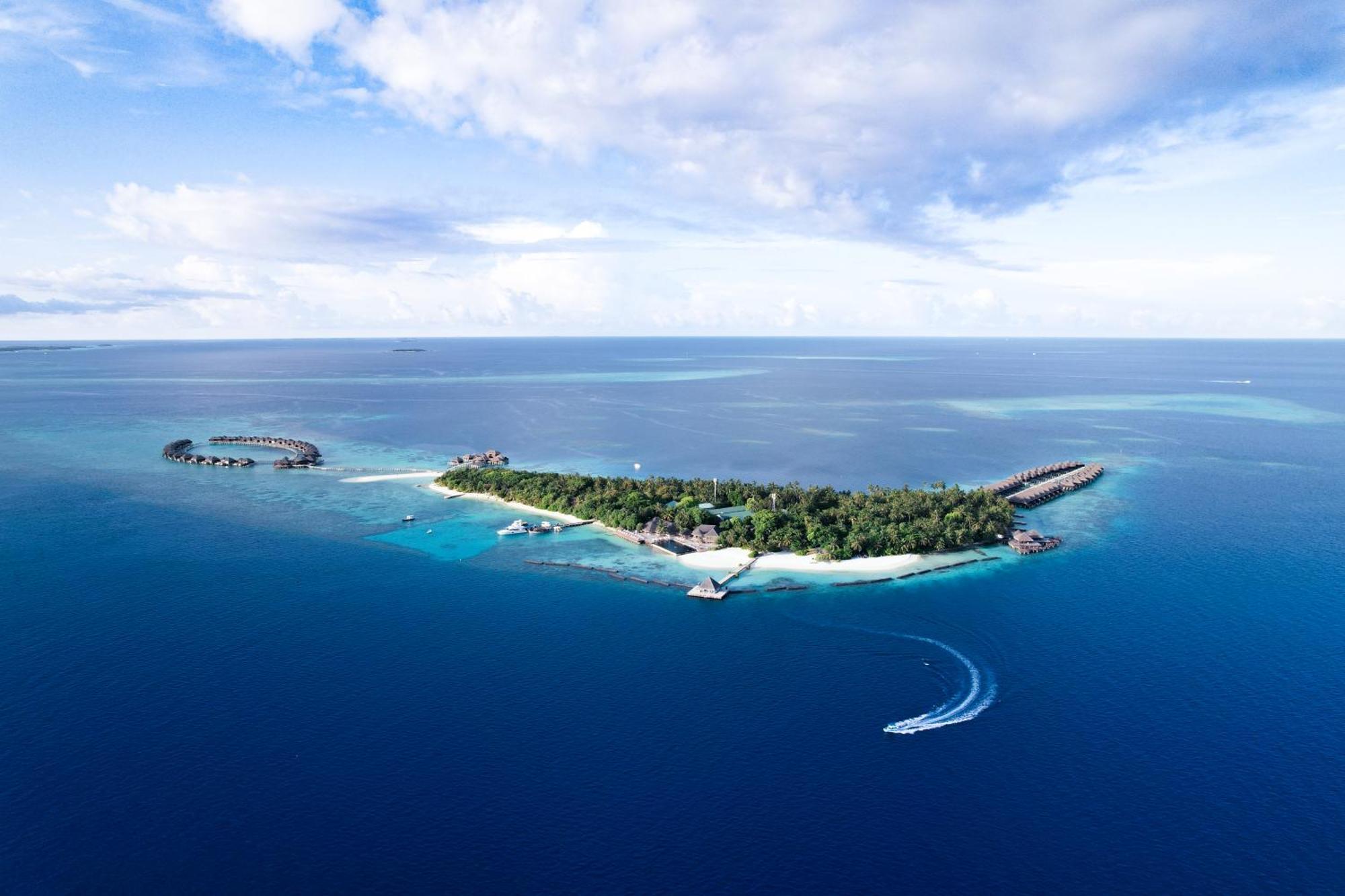 Coco Bodu Hithi Hotel North Male Atoll Exterior photo