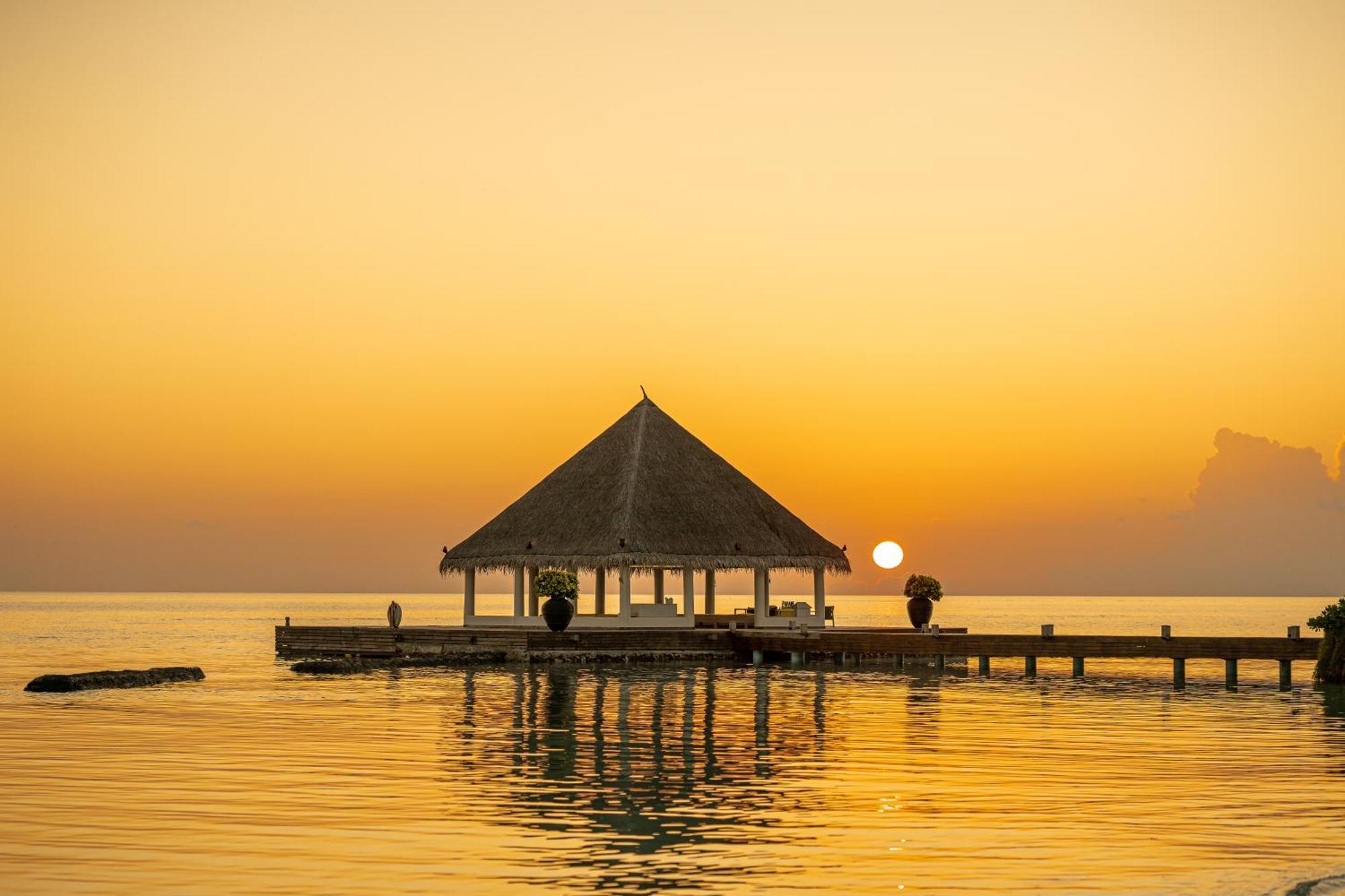 Coco Bodu Hithi Hotel North Male Atoll Exterior photo